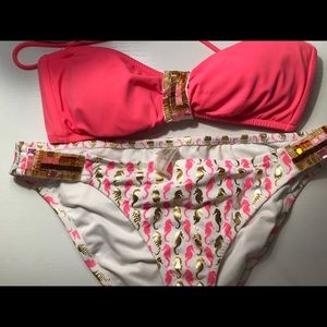 VS bathing suit bandeau too and bottoms! 👙